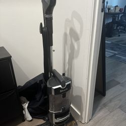 Shark Vacuum 