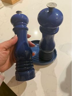 Le Creuset Salt & Pepper Mills Shaker