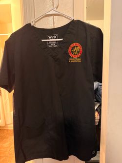 VVC scrub top
