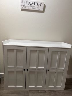 Shoe cabinet brand new