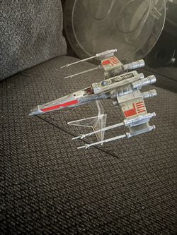Star Wars X-wing Starfighter