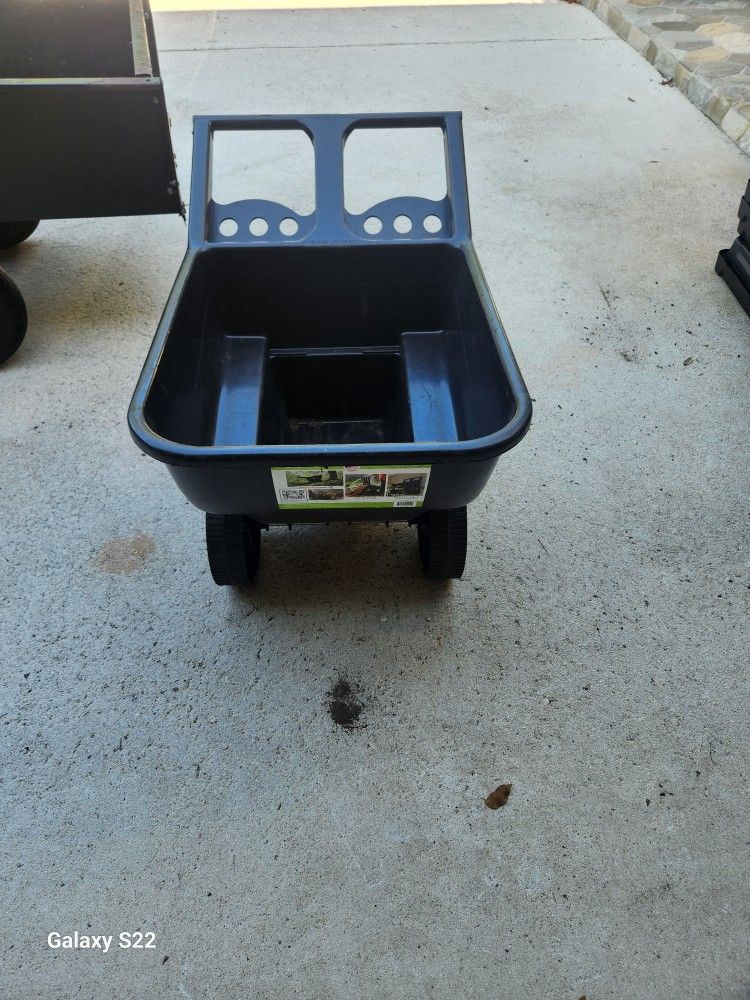 Pending, pick https://offerup.com/redirect/?o=dXAuU21hcnQ= yard cart.