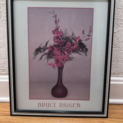 Floral Array Framed Print (16x20)