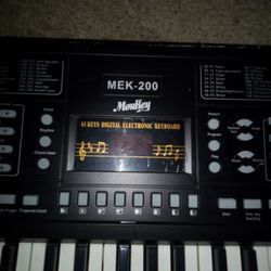 Moukey MEK-200 61 Key, Full-Size Electric Portable Keyboard Piano w/Music Stand