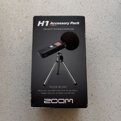 Mic accessory pack 