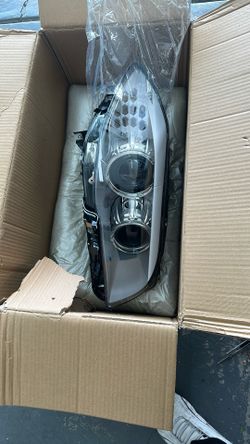 1 Pcs Left Car Headlight Headlight Assembly Fits BMW 550i 535i 528i XDrive 2011 2012 2013 Replacement 63 11 7 271 903