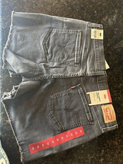 Women Levi’s Jean Shorts