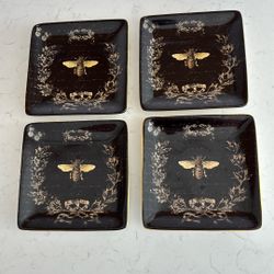 Four Cute Bumblebee Plates