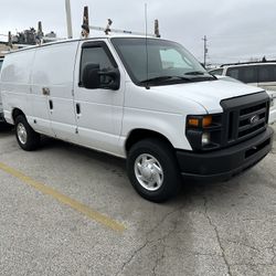 2012 Ford E-250