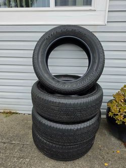 Bridgestone Dueler H/T Tires Set of 4