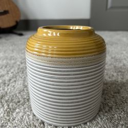 Cute White And Yellow Ceramic Vase