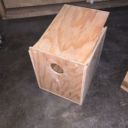 cockatiel nest box