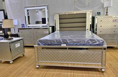 4- Pieces Silver Finish King & Queen Bedroom set with LED