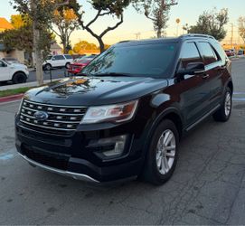2016 Ford Explorer  XLT