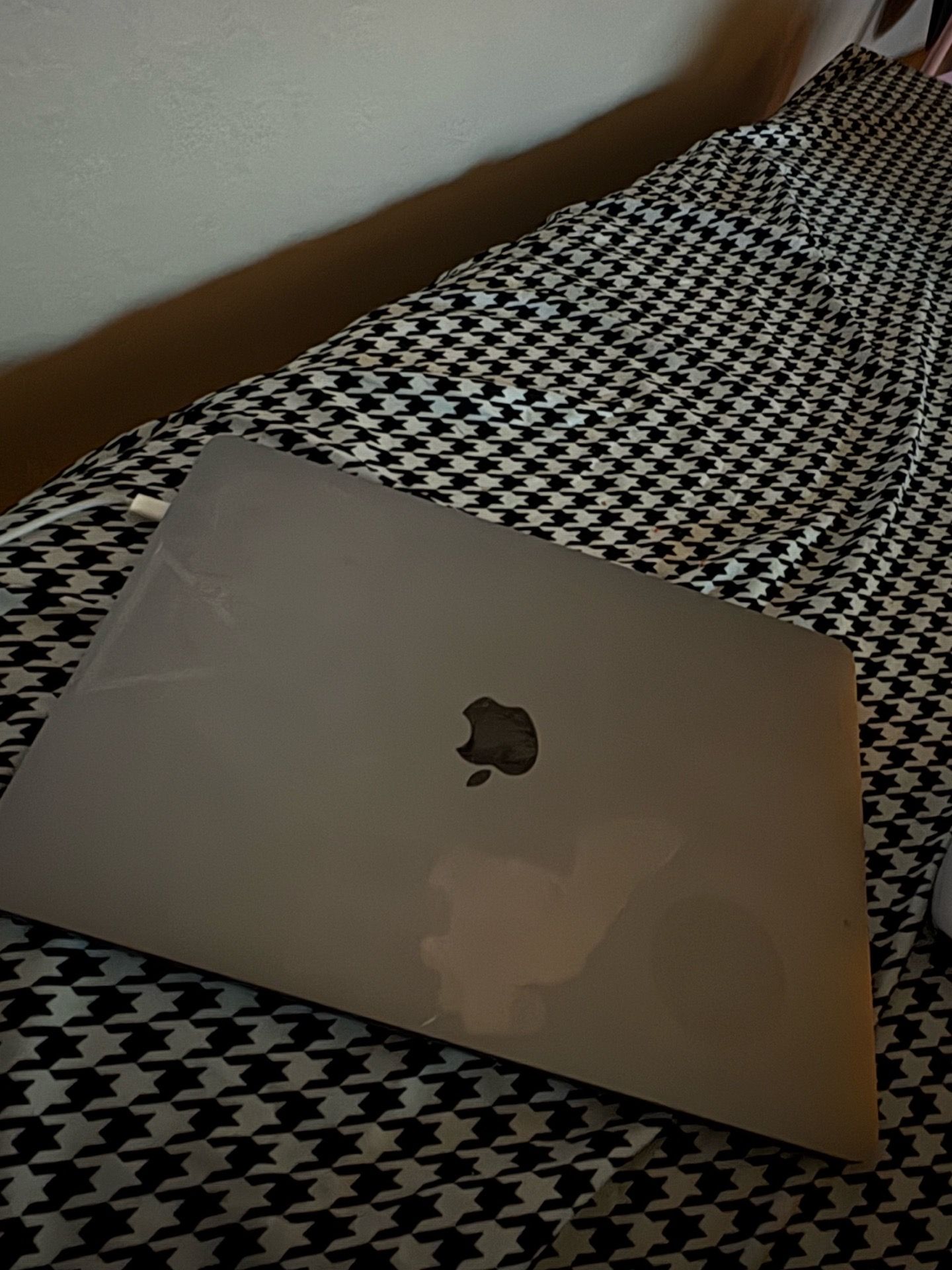 MacBook Pro 13-inch , M1, 2020