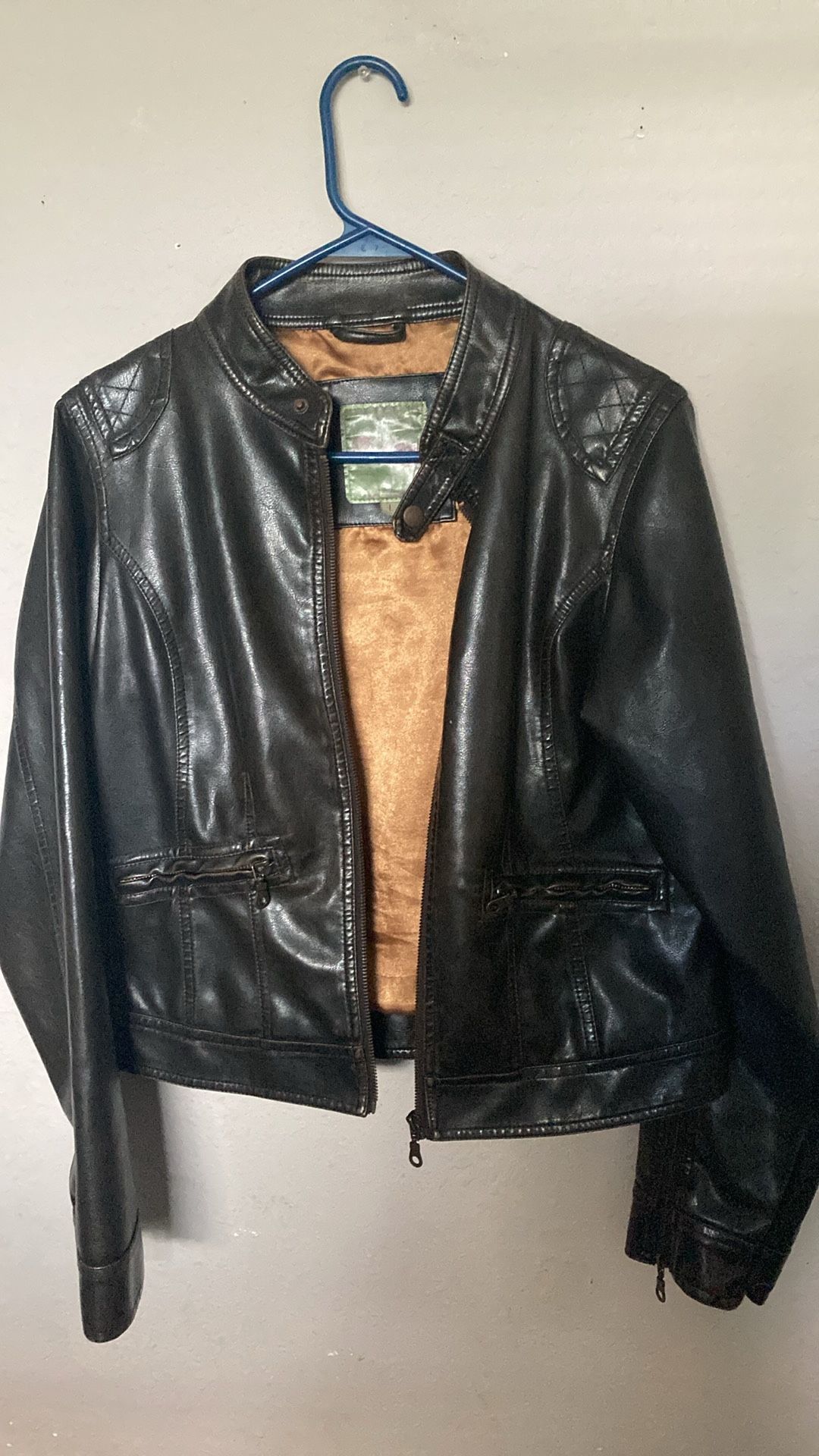 Women’s Leather Jacket