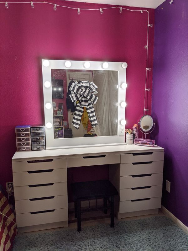 Make up vanity for Sale in Houston, TX OfferUp