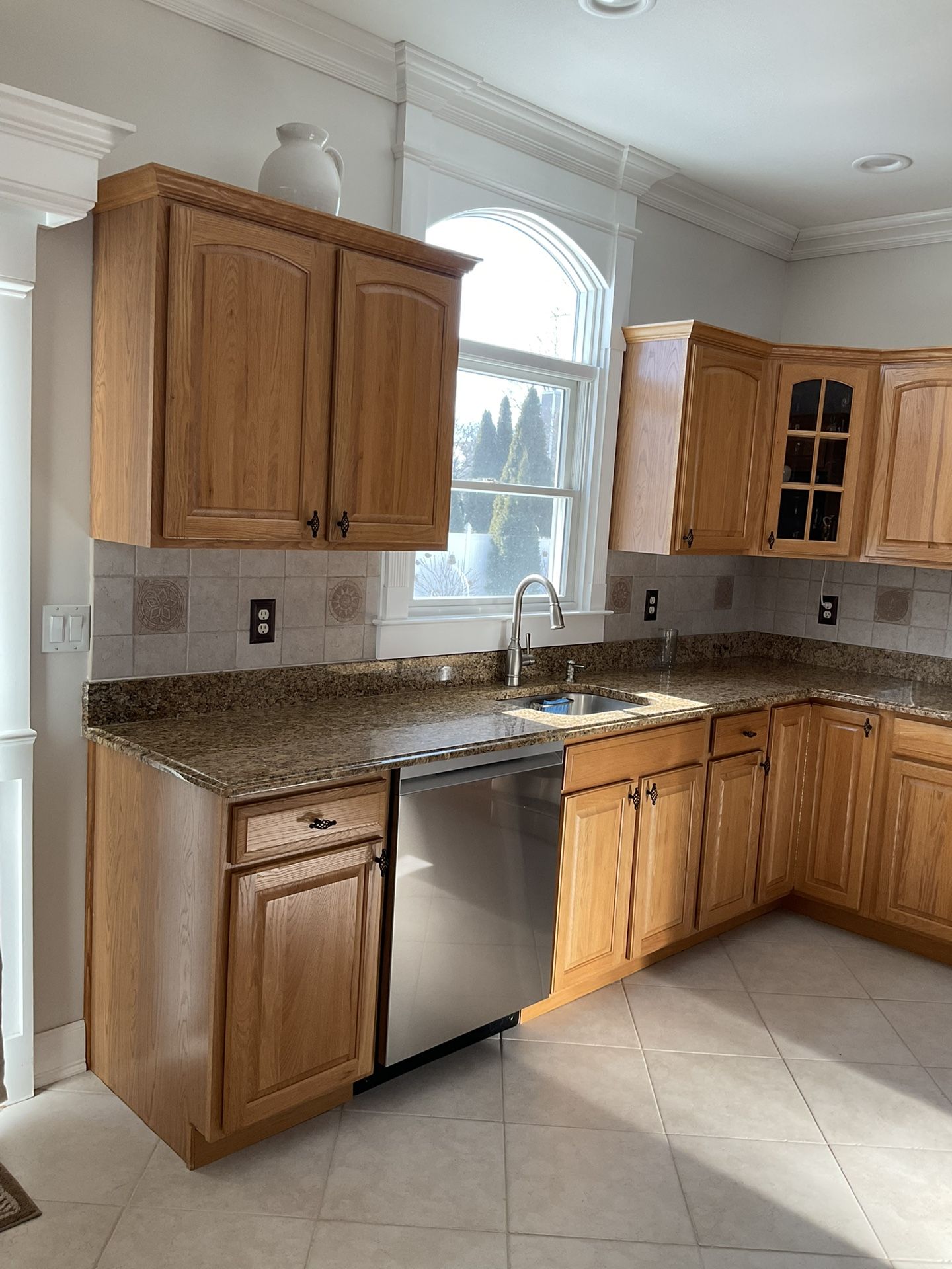 Kitchen Cabinets - Autumn Oak