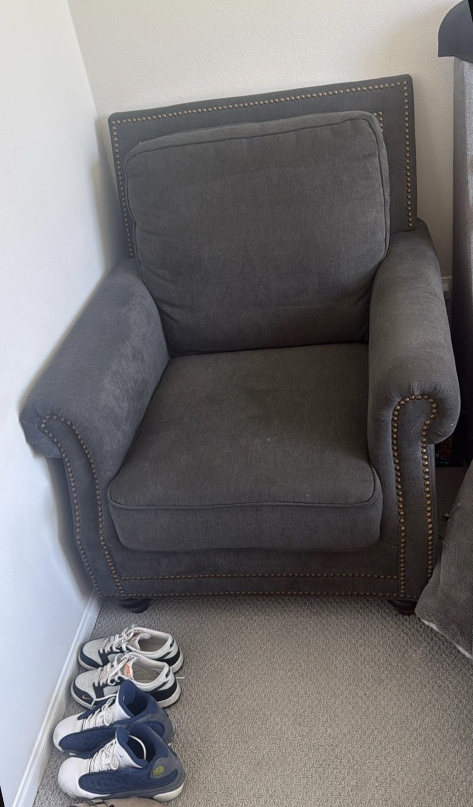 Armchair with Nailhead Trim – Comfortable & Elegant