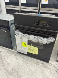 GE 24-Inch Single Electric Wall Oven Black