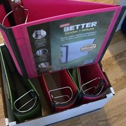 Staples 3-inch School Binders 