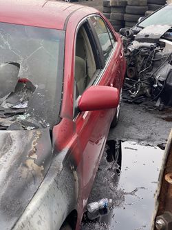 09 Toyota Camry parting out