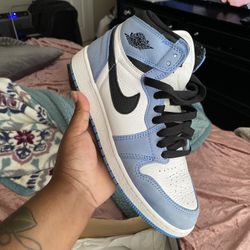Jordan 1 High University Blue 
