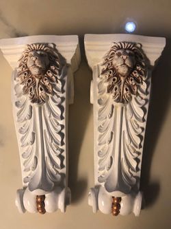 Lion wall decor
