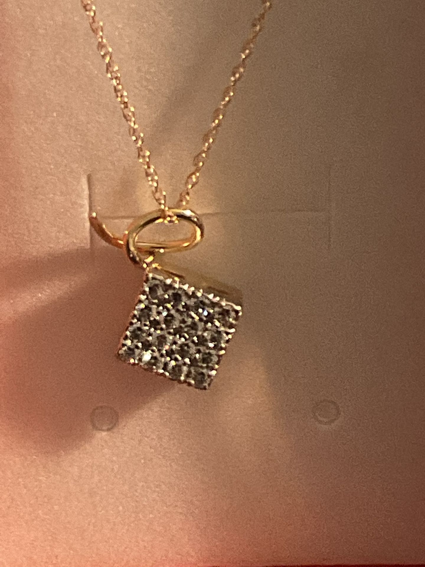 14kt Gold Diamond Necklace