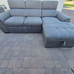 Sofa w/ Chaise Lounge w/ Storage 