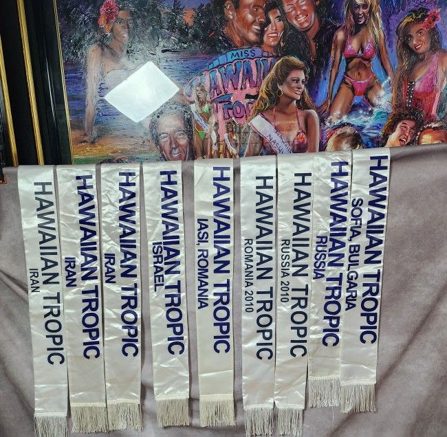 Hawaiian Tropic Contestant Sashes 