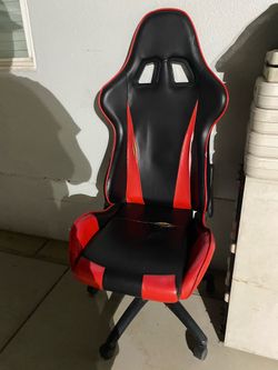GAMING CHAIR