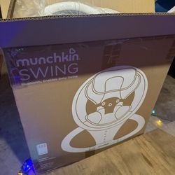 Munchkin Swing 