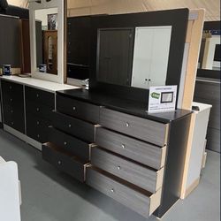 Drsrs With Mirror New $359