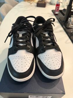Men’s Nike Dunks Size 9