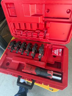 M18 Propress with 1/2-2inch Jaws Battery and Charger