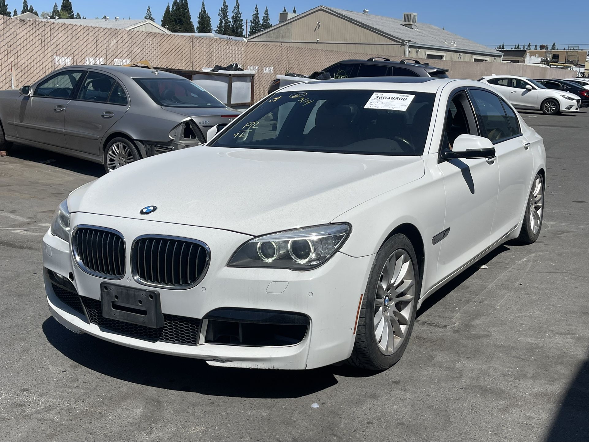BMW 750LXI Parting Out For Parts
