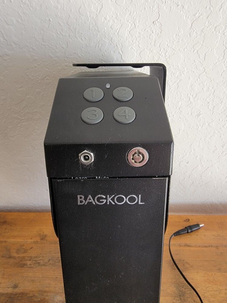 Battery And Key Operated Gun Safe With Numeric Code