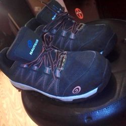 Nautilus Steel Toe Shoes 