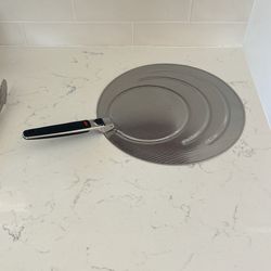 Large metal OXO Grease Screen