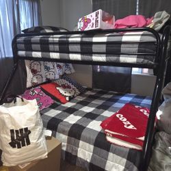 Bunk Bed With 2 Mattress 