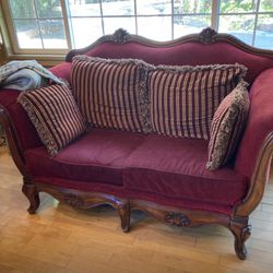 Red Couch For Sell 