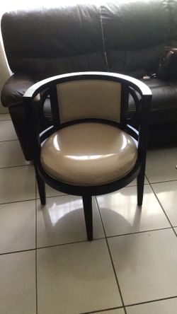 Living Room Chair Set (2 Chairs)