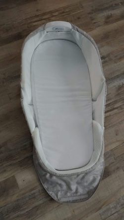 Infant co-sleeper