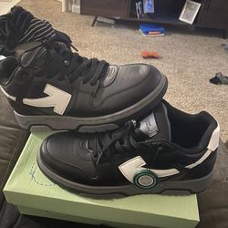 Off-White Grey/Black/White Sneakers – Size 44 / US 11 – Brand New w/ Box