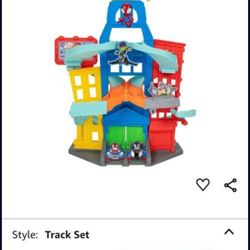 BRAND NEW spidey Racetrack