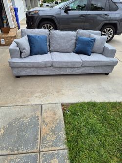 3 seater couch