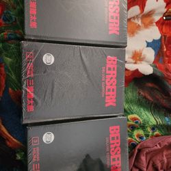 Berserk Deluxe Editions(1-3)