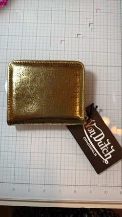 Von Dutch Originals Gold Zip-Around Wallet