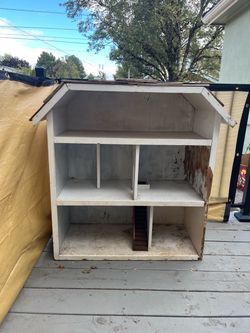 Doll House - Free Little Library
